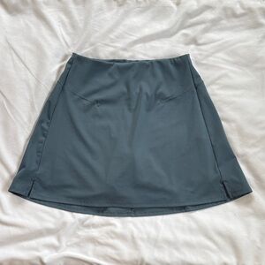 Old Navy Active Powersoft Extra High-Rise Go-Dry Skort Women’s Small